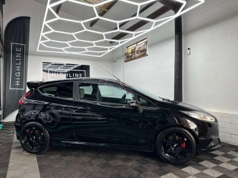 Ford Fiesta 1.6 Fiesta ST-3 T 3dr 5
