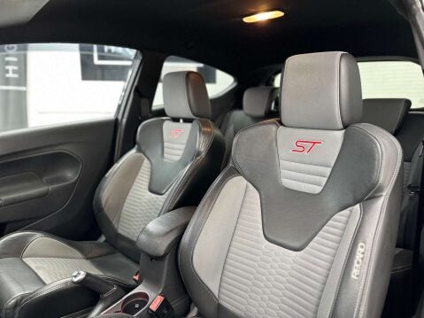 Ford Fiesta 1.6 Fiesta ST-3 T 3dr 41