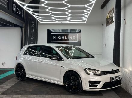 Volkswagen Golf 2.0 Golf R DSG 4WD 5dr