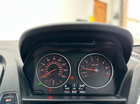 BMW 1 Series 3.0 M135i Auto 5dr 27