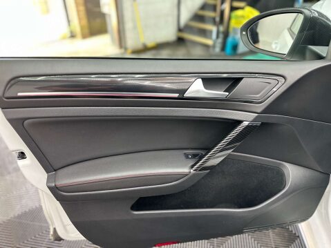Volkswagen Golf 2.0 Golf GTi Performance Semi-Auto 5dr 46