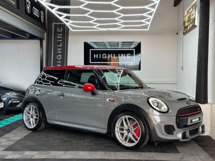 Mini Hatch 2.0 John Cooper Works 3dr