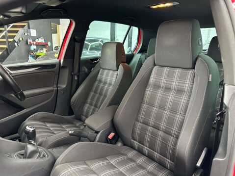 Volkswagen Golf 2.0 Golf GTD 5dr 26