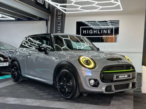 Mini Hatch 2.0 Cooper S Auto 3dr 2