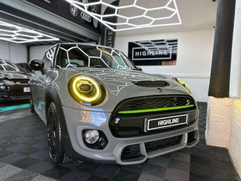 Mini Hatch 2.0 Cooper S Auto 3dr 3