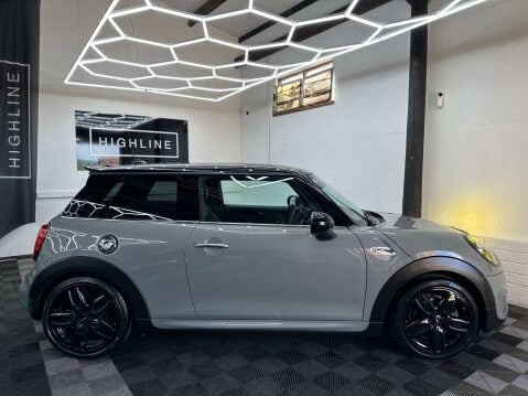 Mini Hatch 2.0 Cooper S Auto 3dr 6
