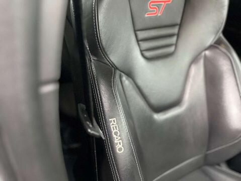 Ford Focus 2.0 Focus ST-3 TDCi 5dr 23