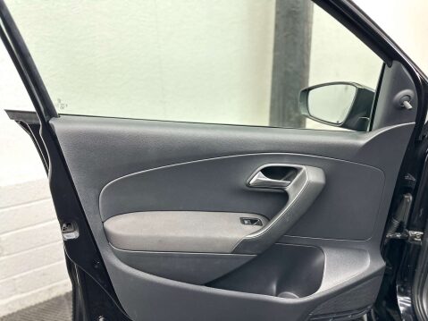 Volkswagen Polo 1.2 Polo S 60 5dr 23