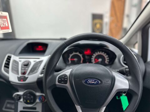 Ford Fiesta 1.2 Fiesta Edge 60 3dr 12