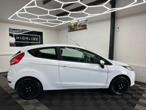 Ford Fiesta 1.2 Fiesta Edge 60 3dr 5