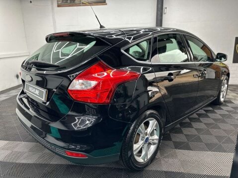 Ford Focus 1.6 Focus Zetec 105 5dr 6