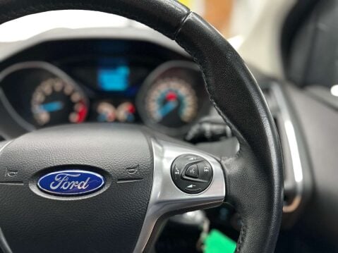 Ford Focus 1.6 Focus Zetec 105 5dr 16