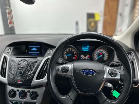 Ford Focus 1.6 Focus Zetec 105 5dr 13