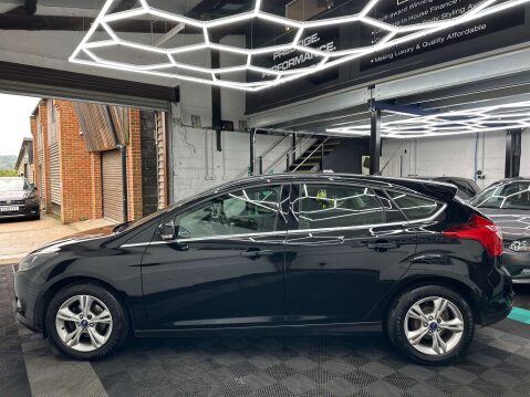 Ford Focus 1.6 Focus Zetec 105 5dr 10