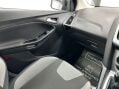 Ford Focus 1.6 Focus Zetec 105 5dr 25