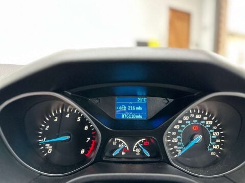 Ford Focus 1.6 Focus Zetec 105 5dr 14