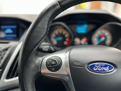Ford Focus 1.6 Focus Zetec 105 5dr 15