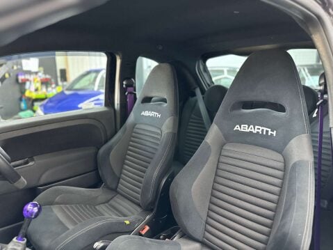 Abarth 595 1.4 595 Competizione 3dr 31