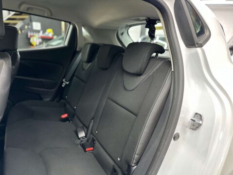 Renault Clio 1.1 Clio Dynamique Nav 16v 5dr 38