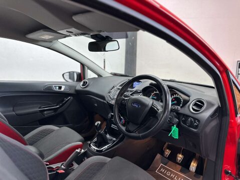 Ford Fiesta 1.0 Fiesta Zetec S Red Edition 3dr 13