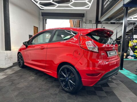 Ford Fiesta 1.0 Fiesta Zetec S Red Edition 3dr 9