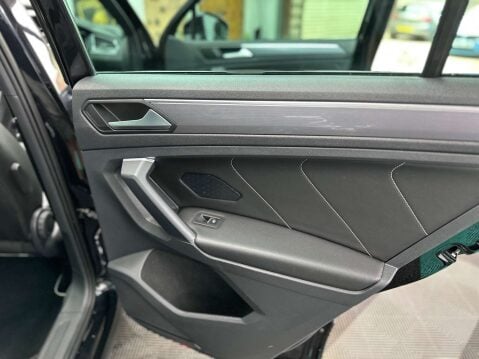Volkswagen Tiguan 1.5 Tiguan R-Line TSi Evo Semi-Auto 5dr 41