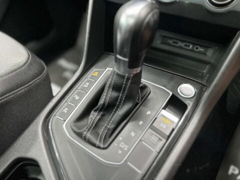 Volkswagen Tiguan 1.5 Tiguan R-Line TSi Evo Semi-Auto 5dr 27