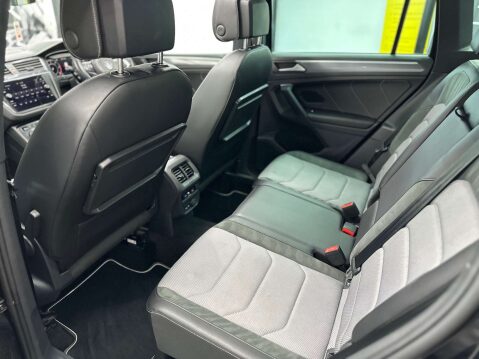 Volkswagen Tiguan 1.5 Tiguan R-Line TSi Evo Semi-Auto 5dr 42