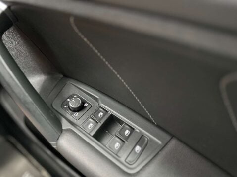 Volkswagen Tiguan 1.5 Tiguan R-Line TSi Evo Semi-Auto 5dr 29