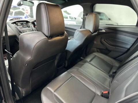 Ford Focus 2.0 Focus ST-3 T 5dr 40
