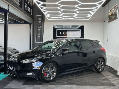 Ford Focus 2.0 Focus ST-3 T 5dr 9
