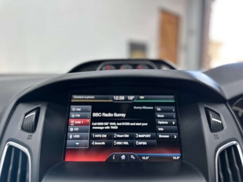 Ford Focus 2.0 Focus ST-3 T 5dr 27