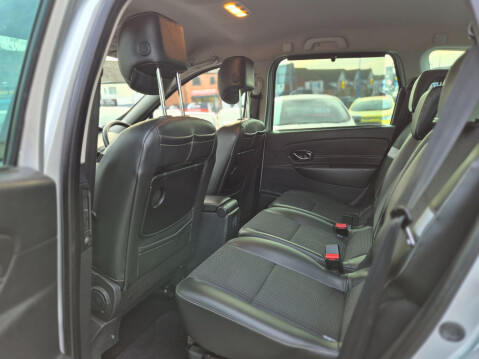 Renault Scenic 1.5 dCi Dynamique Nav Euro 6 (s/s) 5dr 26
