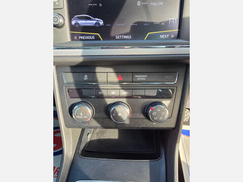 SEAT Leon 1.6 TDI SE Dynamic Technology Euro 6 (s/s) 5dr 45