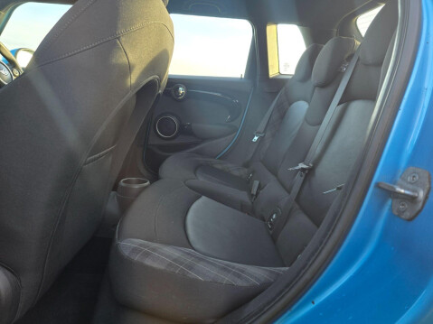 Mini Hatch 2.0 Cooper SD Euro 6 (s/s) 5dr 10