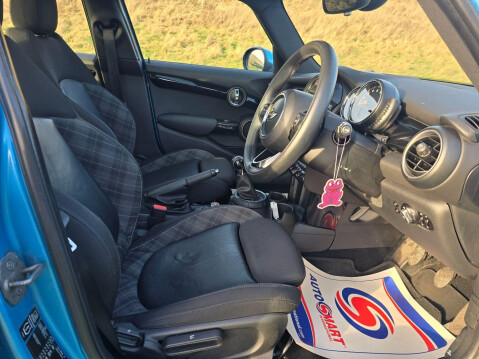 Mini Hatch 2.0 Cooper SD Euro 6 (s/s) 5dr 38
