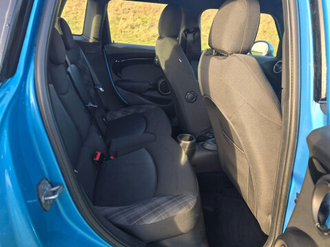 Mini Hatch 2.0 Cooper SD Euro 6 (s/s) 5dr 29