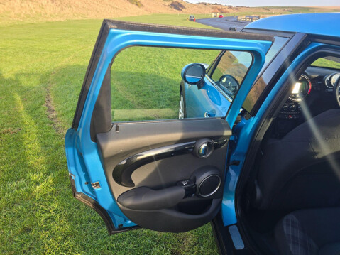 Mini Hatch 2.0 Cooper SD Euro 6 (s/s) 5dr 31