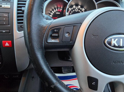 Kia Venga 1.6 2 Auto Euro 5 5dr 37
