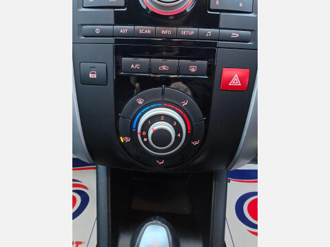 Kia Venga 1.6 2 Auto Euro 5 5dr 42