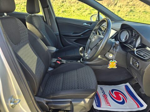 Vauxhall Astra 1.4i Turbo SRi VX Line Nav Euro 6 5dr 14
