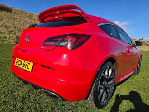Vauxhall Astra GTC 2.0T VXR Euro 5 (s/s) 3dr 26