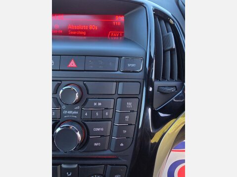 Vauxhall Astra GTC 2.0T VXR Euro 5 (s/s) 3dr 51