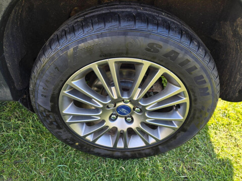 Ford Kuga 2.0 TDCi Titanium 2WD Euro 5 5dr 19