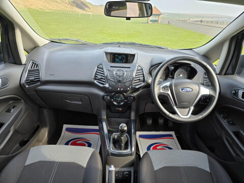 Ford Ecosport 1.5 Titanium 2WD Euro 5 5dr 9