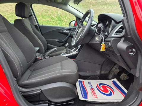 Vauxhall Astra 1.4i Turbo SRi Euro 6 5dr 14