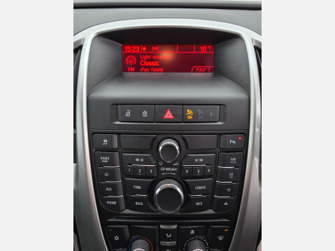 Vauxhall Astra 1.4i Turbo SRi Euro 6 5dr 47