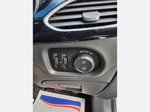 Vauxhall Astra 1.4i Turbo Elite Nav Euro 6 5dr 31