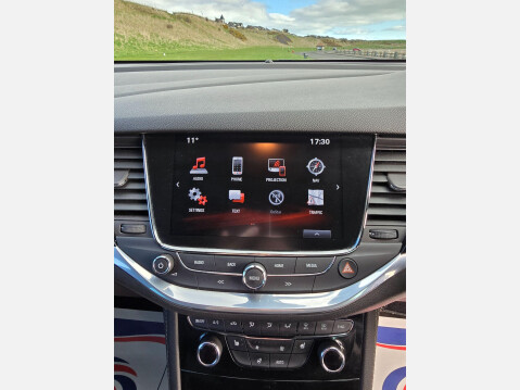 Vauxhall Astra 1.4i Turbo Elite Nav Euro 6 5dr 43