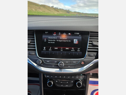 Vauxhall Astra 1.4i Turbo Elite Nav Euro 6 5dr 44